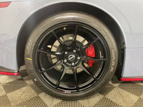 New 2024 Nissan Z NISMO w/ Floor Mat Package image 8