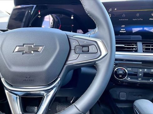 New 2026 Chevrolet Trax ACTIV w/ Sunroof Package image 18