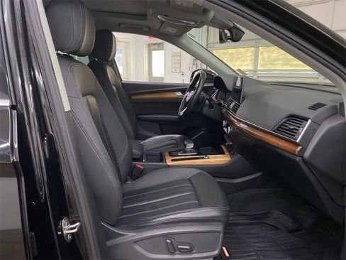 Used 2021 Audi Q5 Premium Plus image 18