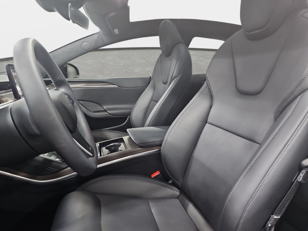 Used 2024 Tesla Model S AWD/4WD image 17