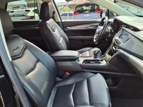 Used 2019 Cadillac XT5 Luxury image 27