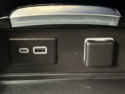 Certified 2023 Buick Envision Preferred image 23