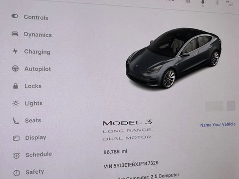 Used 2018 Tesla Model 3 Long Range image 16