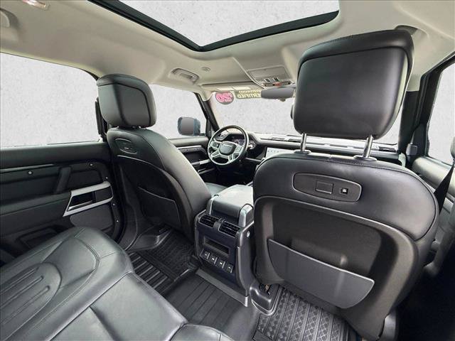 Used 2020 Land Rover Defender 110 HSE AWD/4WD image 23