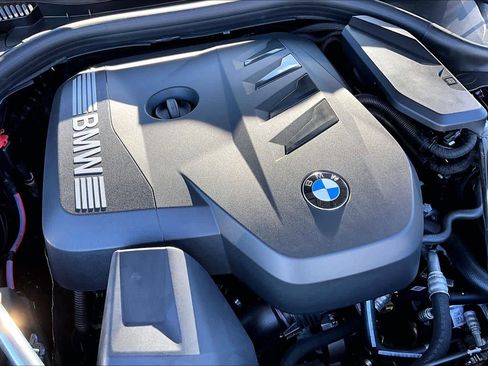 New 2026 BMW 530i xDrive w/ M Sport Package image 17