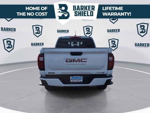 Used 2025 GMC Canyon AT4 w/ AT4 Premium Package AWD/4WD image 8