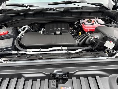 Used 2021 GMC Sierra 1500 SLT w/ SLT Premium Package image 21