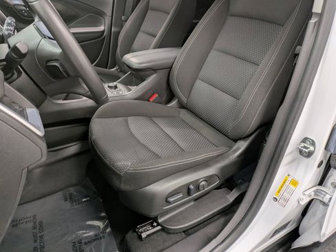 Used 2022 GMC Terrain SLE w/ Driver Convenience Package image 9