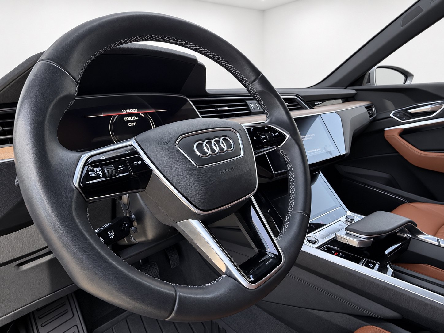 Used 2024 Audi Q8 e-tron Premium Plus w/ Premium Plus Package AWD/4WD image 14