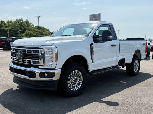 Used 2024 Ford F250 XL w/ XL Chrome Package AWD/4WD image 3