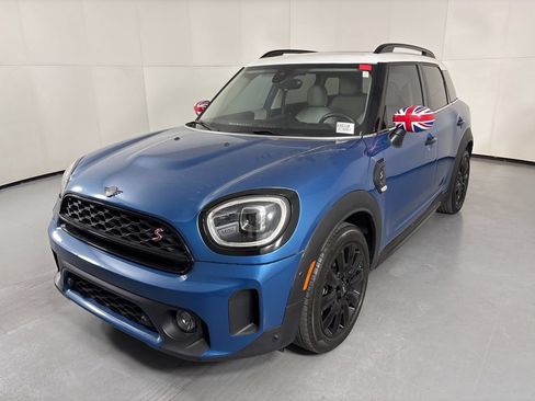 Used 2023 MINI Cooper Countryman S FWD image 4