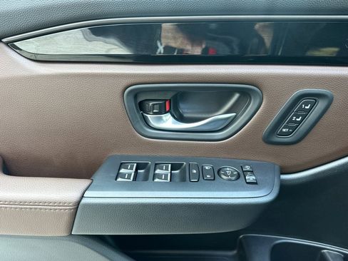 New 2026 Honda Pilot TrailSport image 10