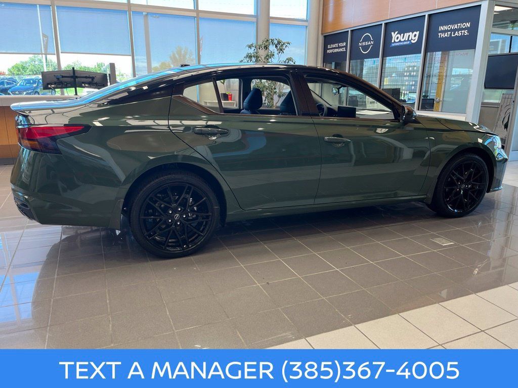 New 2026 Nissan Altima 2.5 SR AWD/4WD image 2