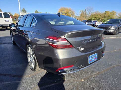 Used 2023 Genesis G70 2.0T image 6