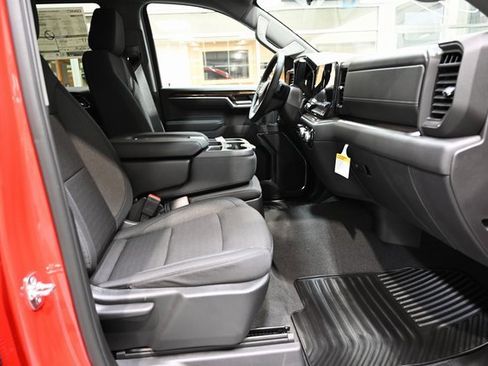 New 2026 GMC Sierra 1500 Elevation image 13