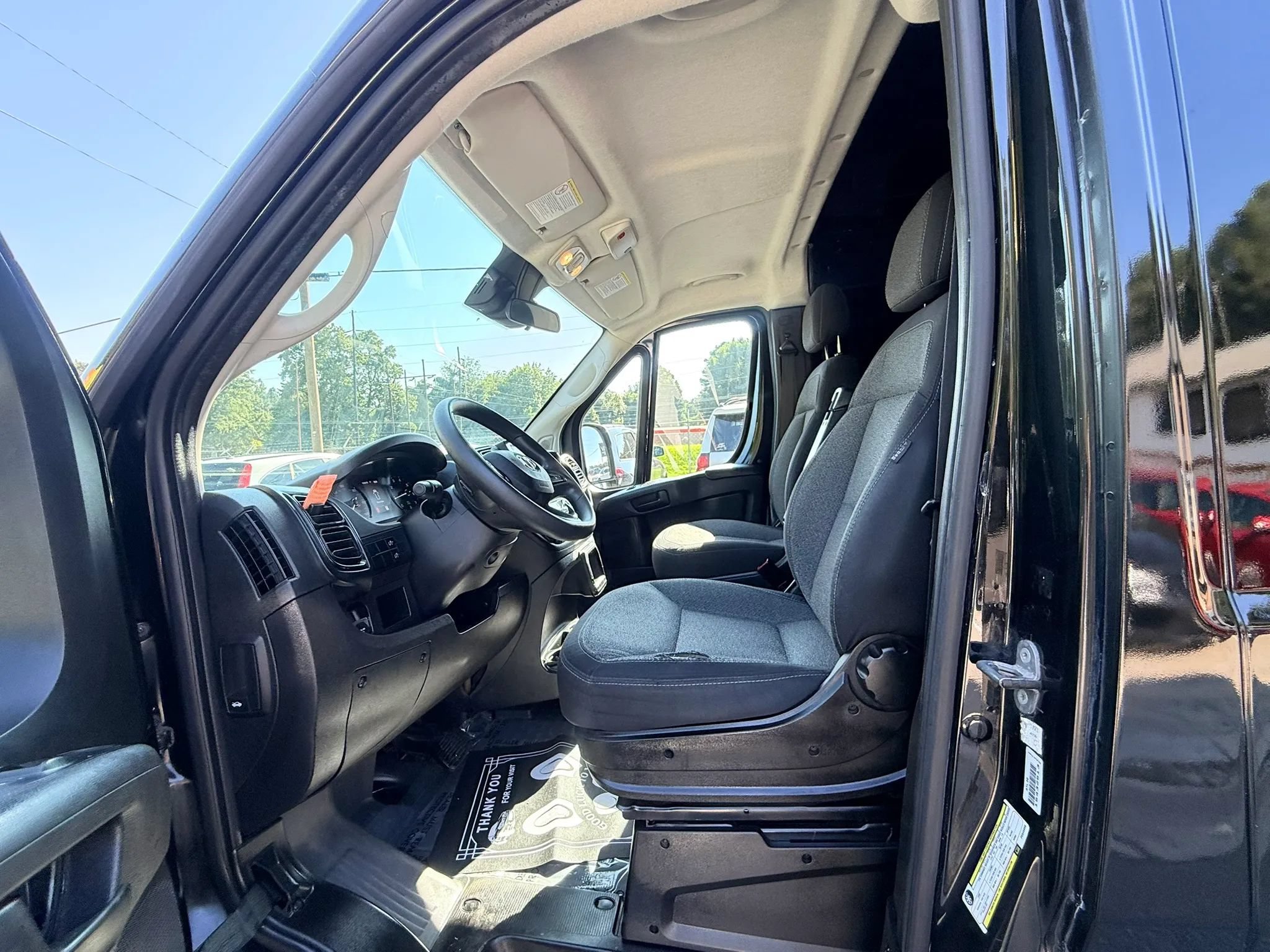 Used 2023 RAM ProMaster 2500 FWD image 7