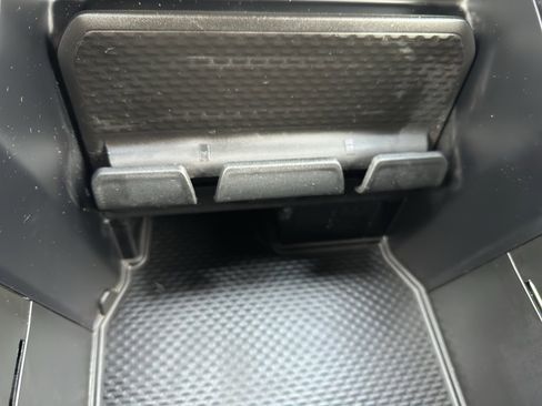 Used 2024 RAM 2500 Big Horn w/ Night Edition image 18