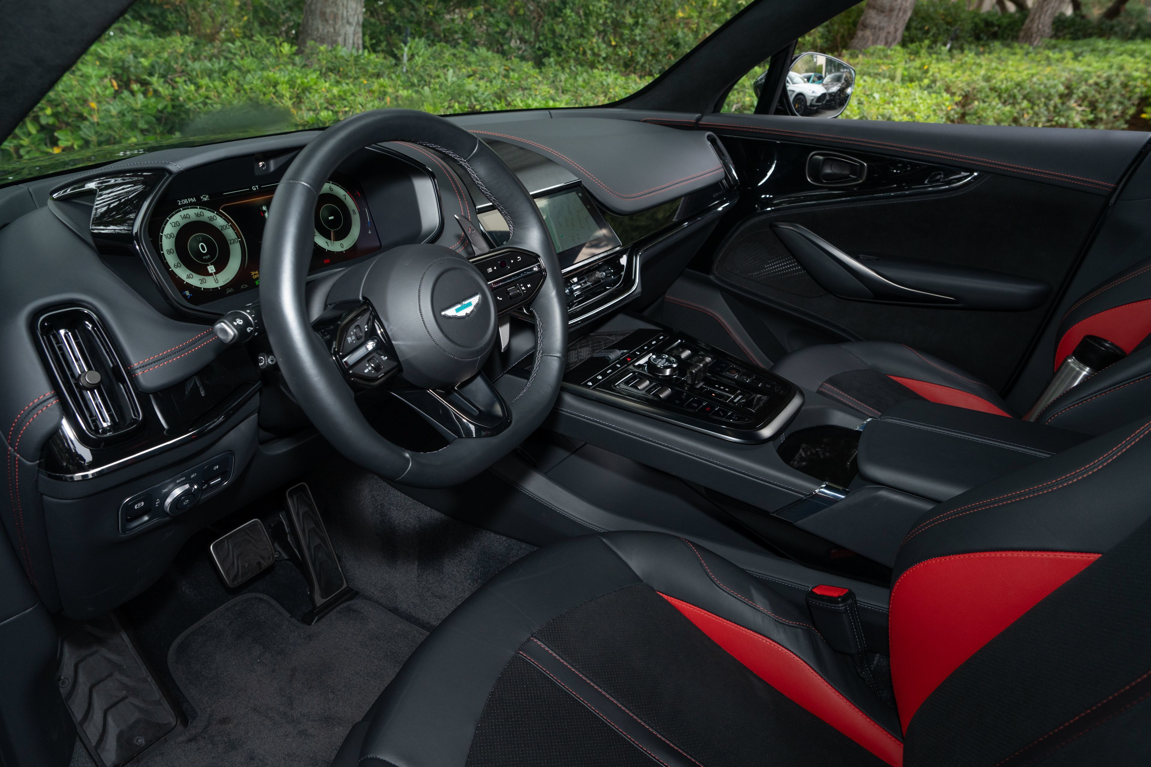 Used 2025 Aston Martin DBX 707 AWD/4WD image 13