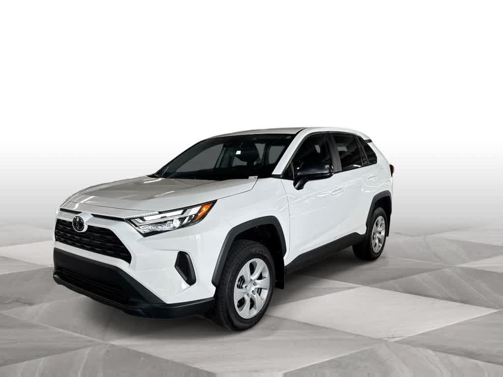 Used 2025 Toyota RAV4 LE FWD image 4