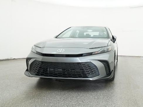 New 2026 Toyota Camry SE image 31