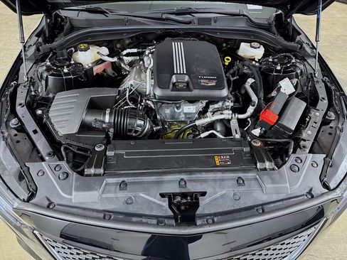 Used 2023 Cadillac CT5 Luxury w/ Cold Weather Package RWD image 32