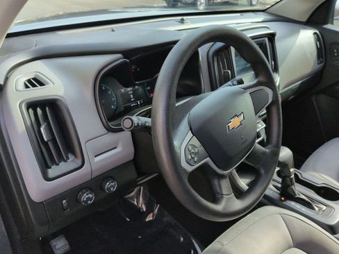 Certified 2018 Chevrolet Colorado W/T w/ WT Convenience Package image 10