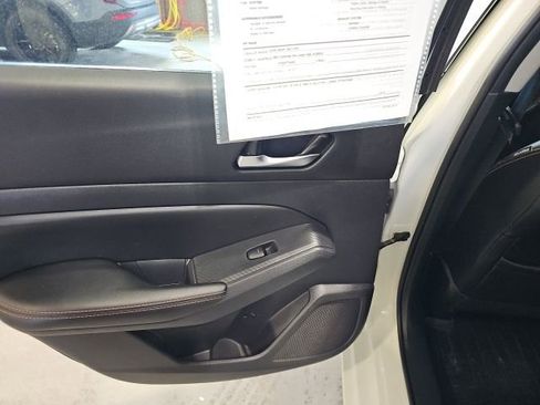 Used 2020 Nissan Altima 2.5 SR w/ Premium Package image 21