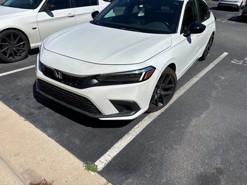 Used 2024 Honda Civic Sport image 1
