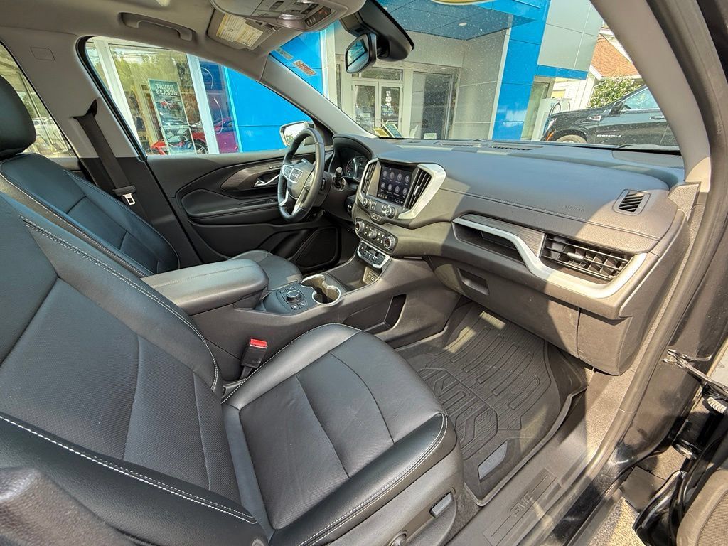 Used 2023 GMC Terrain SLT w/ Elevation Edition AWD/4WD image 39