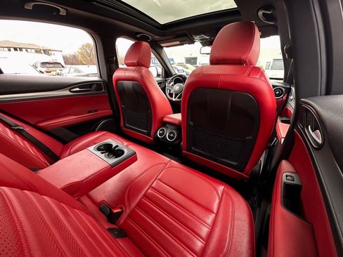 Used 2019 Alfa Romeo Stelvio Ti Sport w/ Quick Order Package 22S Sport image 22