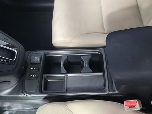 Used 2015 Honda CR-V EX image 32