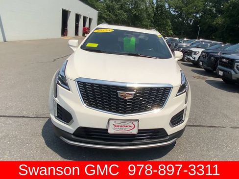 Certified 2024 Cadillac XT5 Premium Luxury AWD/4WD image 3
