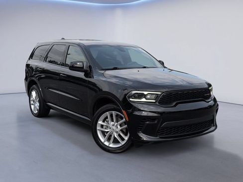 Used 2025 Dodge Durango GT AWD/4WD image 2