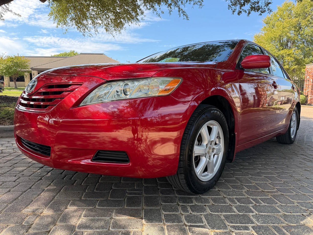 Used 2009 Toyota Camry LE FWD image 9