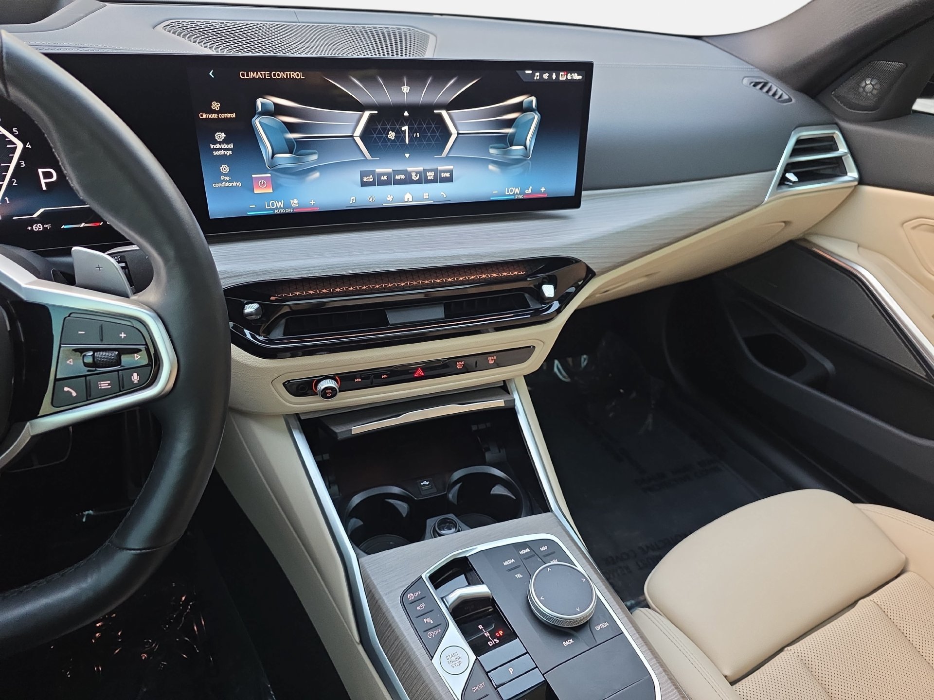 Used 2025 BMW 330i xDrive Sedan w/ M Sport Package AWD/4WD image 19