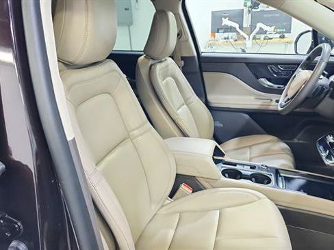 Used 2023 Lincoln Corsair FWD image 24