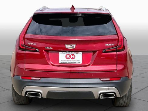 Used 2019 Cadillac XT4 Premium Luxury w/ Cold Weather Package FWD image 5