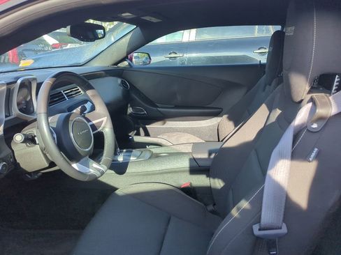 Used 2011 Chevrolet Camaro SS RWD image 3