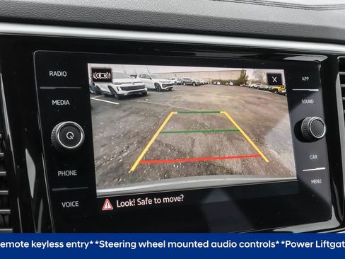 Used 2023 Volkswagen Atlas Cross Sport SE w/ Black Wheel Package image 8