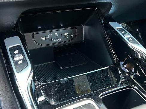 Certified 2025 Kia Sorento SX Prestige image 14