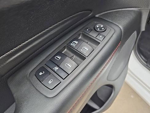 Used 2023 Dodge Durango GT image 29