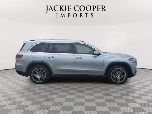 Certified 2025 Mercedes-Benz GLS 450 4MATIC image 4