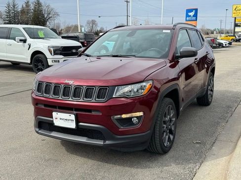 Used 2021 Jeep Compass Latitude AWD/4WD image 33