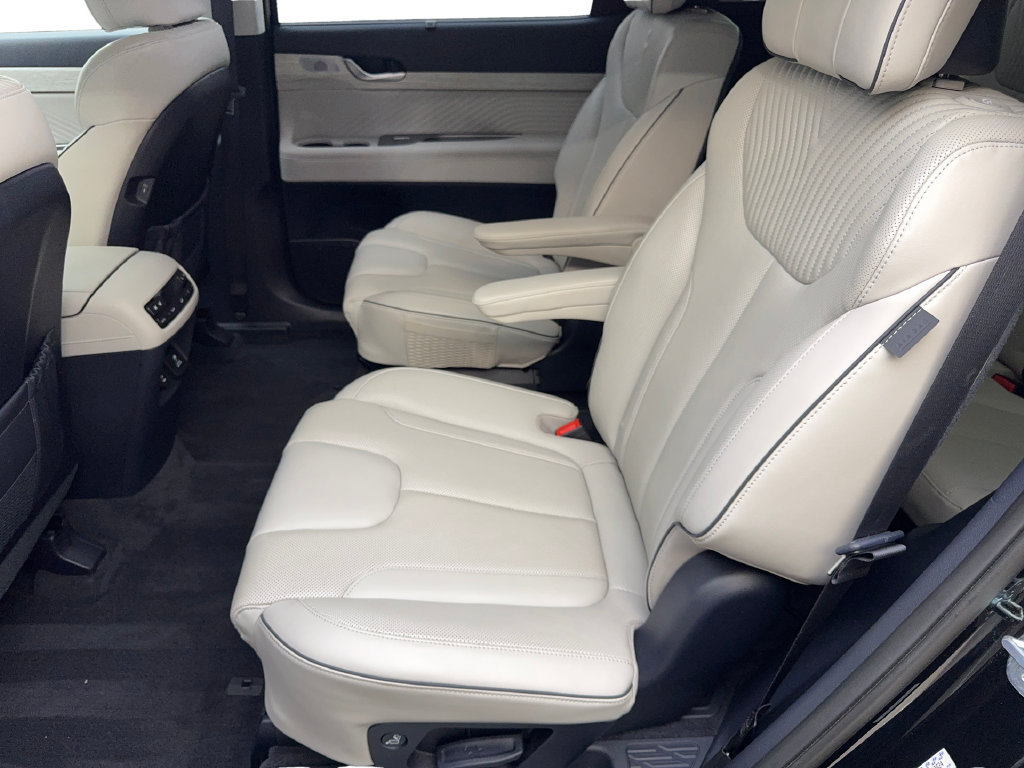 Used 2023 Hyundai Palisade Calligraphy w/ Cargo Package AWD/4WD image 33