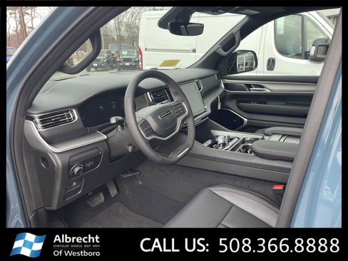 New 2026 Jeep Grand Wagoneer Limited AWD/4WD image 9