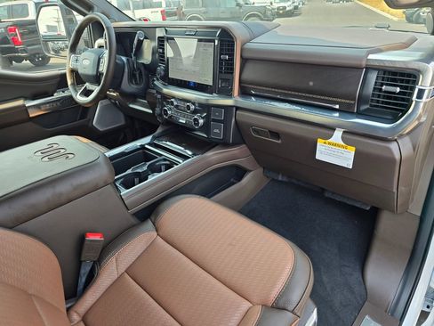 New 2026 Ford F350 King Ranch w/ FX4 Off-Road Package AWD/4WD image 17