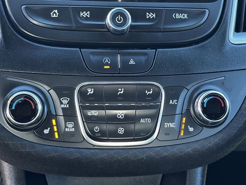 Used 2024 Chevrolet Malibu LT image 8