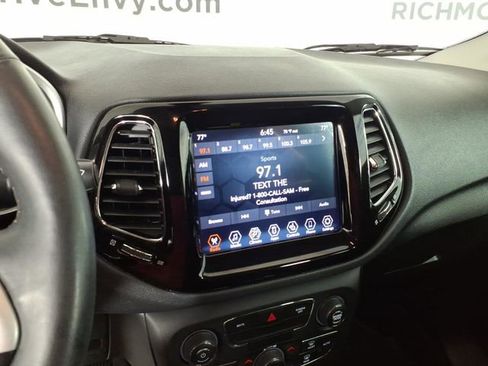 Used 2019 Jeep Compass Limited AWD/4WD image 22