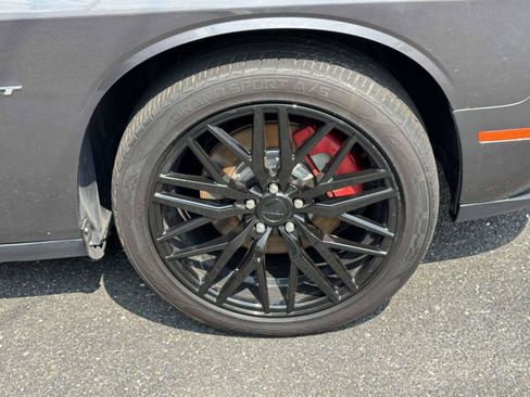 Used 2018 Dodge Challenger GT w/ Driver Convenience Group AWD/4WD image 6