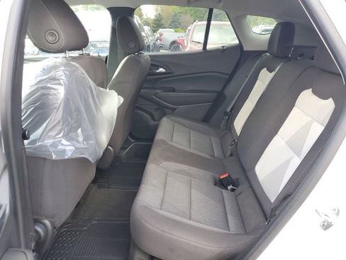 Used 2024 Chevrolet Trax LS FWD image 26